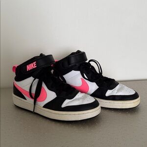 Nike High Tops Court Borough Mid 2